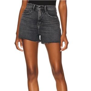 Good American - Good '90s Shorts With Step Hem in Black278